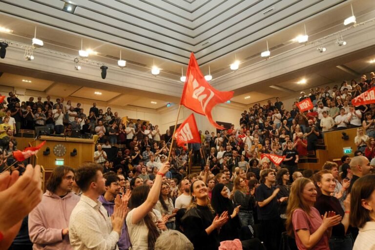 Revolution-Festival-flag